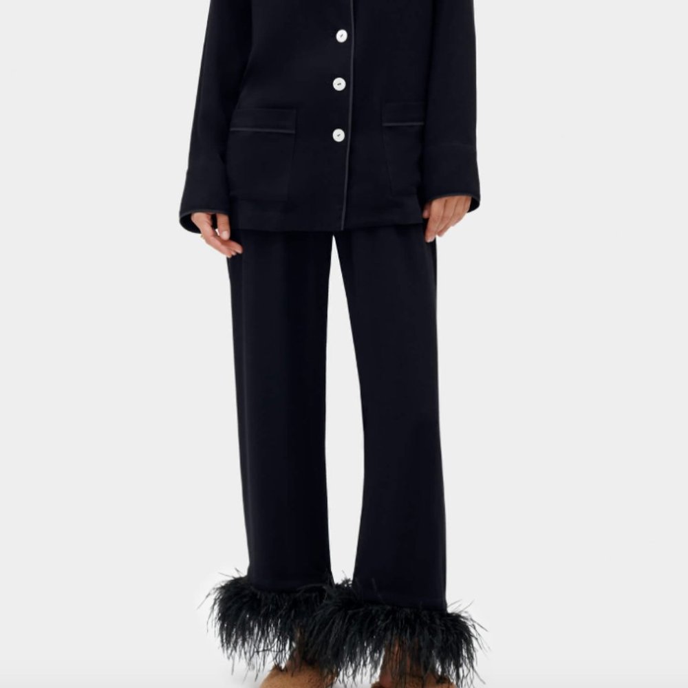 WORN ONCE Party Pajama Set with Feathers in Black Size Small